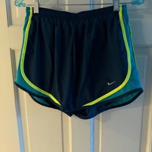 Nike Dri- Fit Wms Black Running Shorts Size Med
